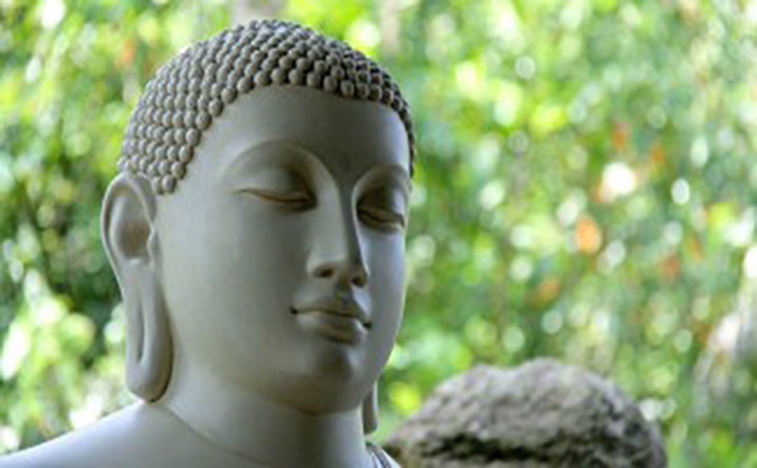 sri lanka statua di buddha