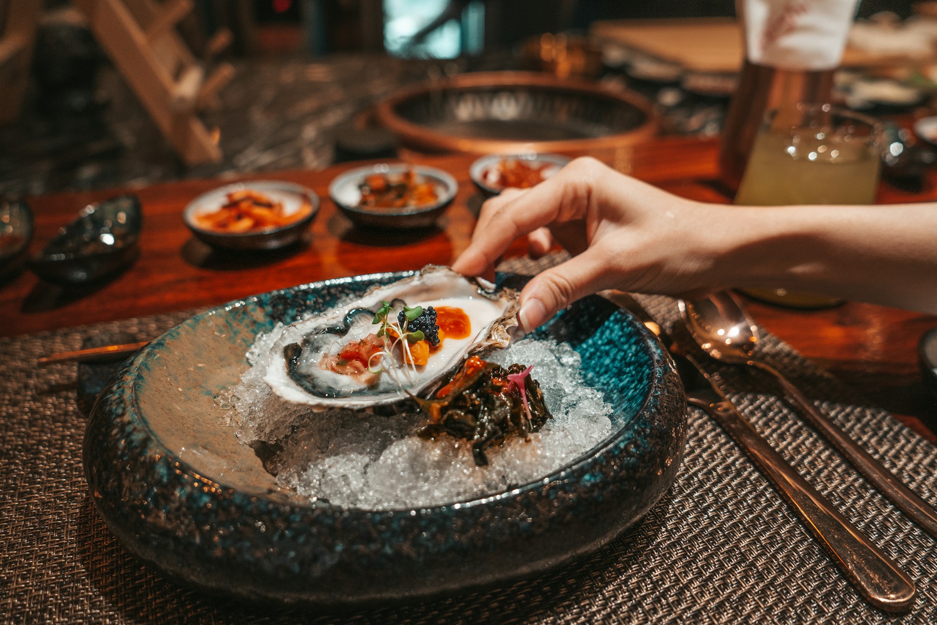 Corsi di cucina e workshop: imparare i segreti della gastronomia coreana durante il tour