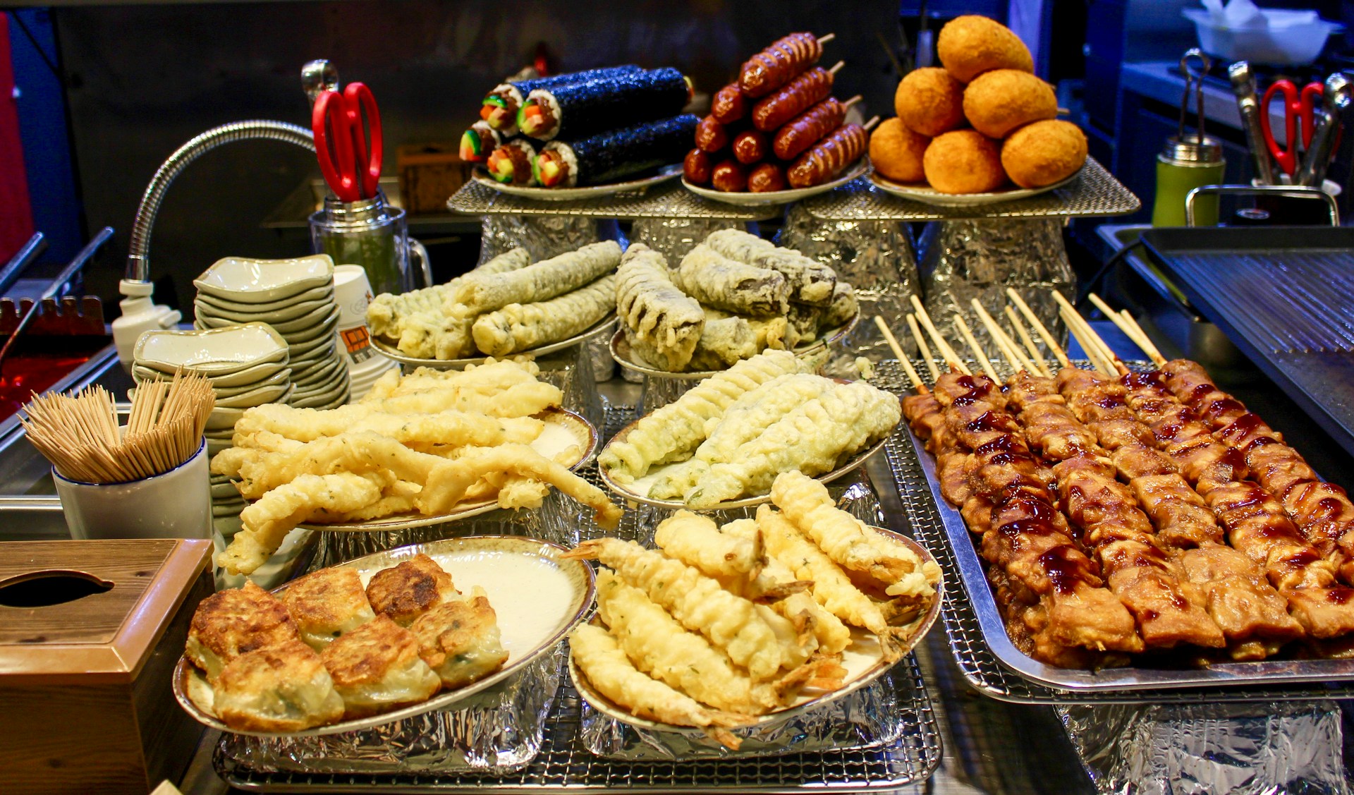 Esperienze gastronomiche autentiche: cosa mangiare e dove durante un tour in Corea del Sud